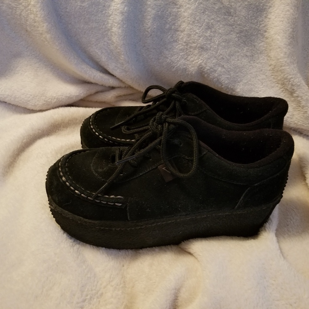 Volatile Black Suede platform sneakers tennis shoe